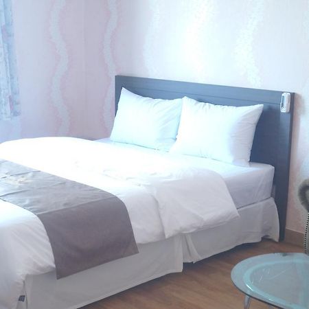 Hill Park Hotel Jeju Bagian luar foto