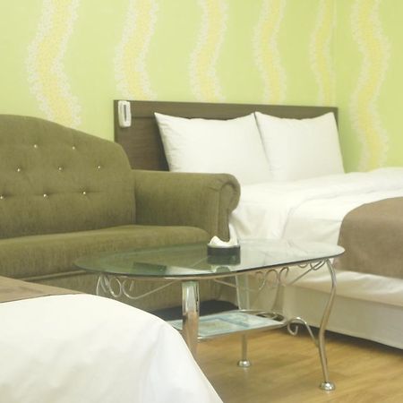 Hill Park Hotel Jeju Bagian luar foto